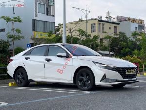 Xe Hyundai Elantra 1.6 AT Đặc biệt 2023