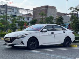 Xe Hyundai Elantra 1.6 AT Đặc biệt 2023